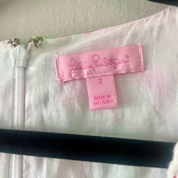 Size 2 Lilly Pulitzer Shift Dress - Picture 4 of 4